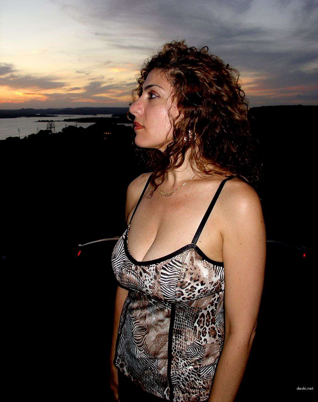Raw and Uncensored: Amateur Nude Girl's Explicit Vacation Poses