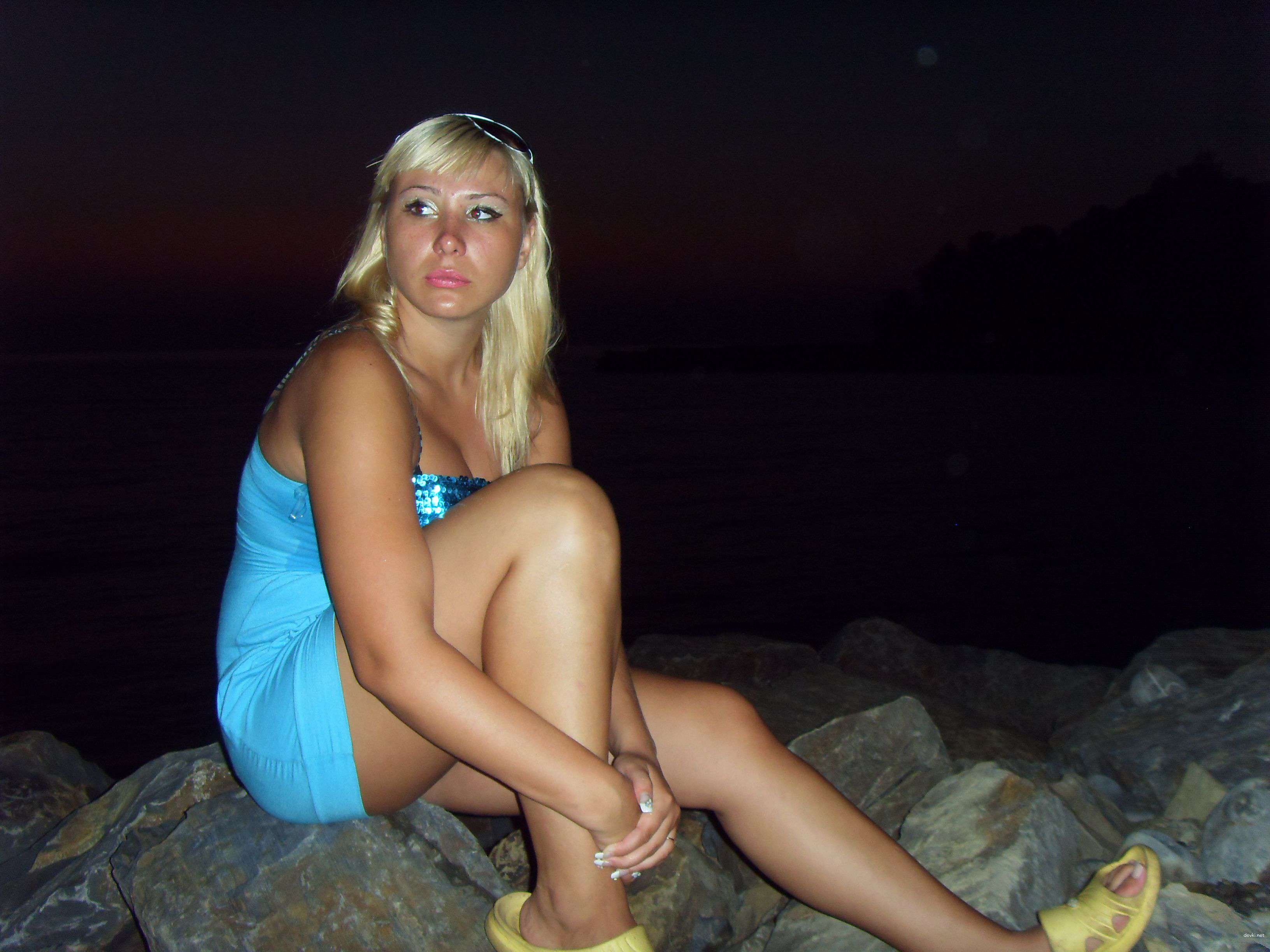 XXX Busty Amateur Porn: Explicit Collection of Intimate Photos