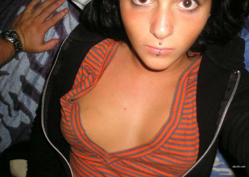 XXX Amateur Collection: Hot Girl's Private Explicit Photos