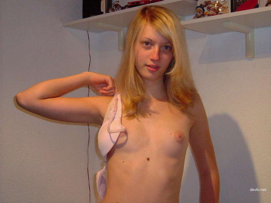 XXX Amateur Hot Girls: Explicit Private Photos Unleashed!