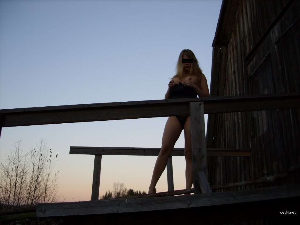 XXX Amateur Hot Girls: Explicit Private Photos Unleashed!