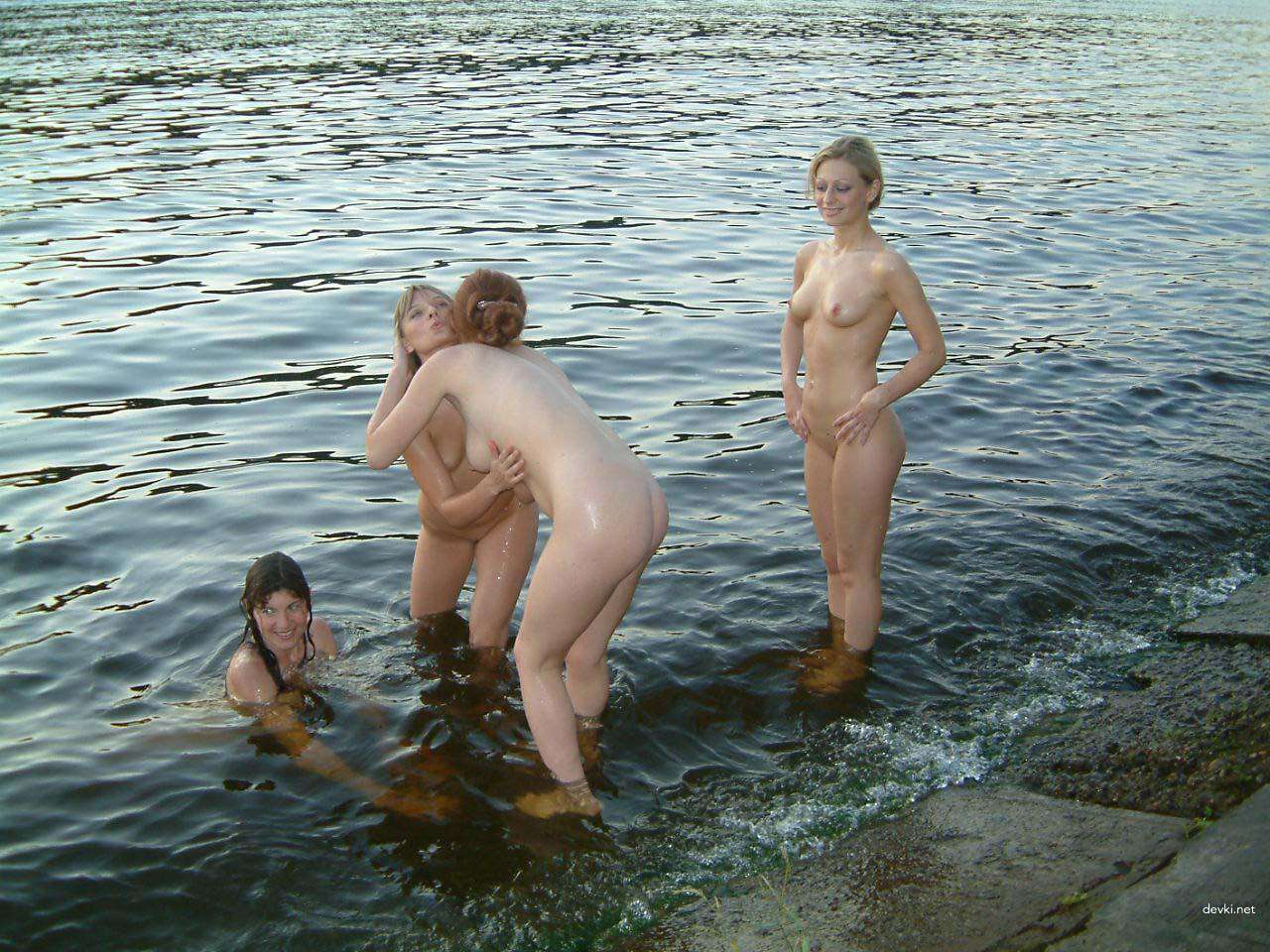 Wild Babes Gone Wild: Explicit Amateur Photos of Naughty Girls in the Woods
