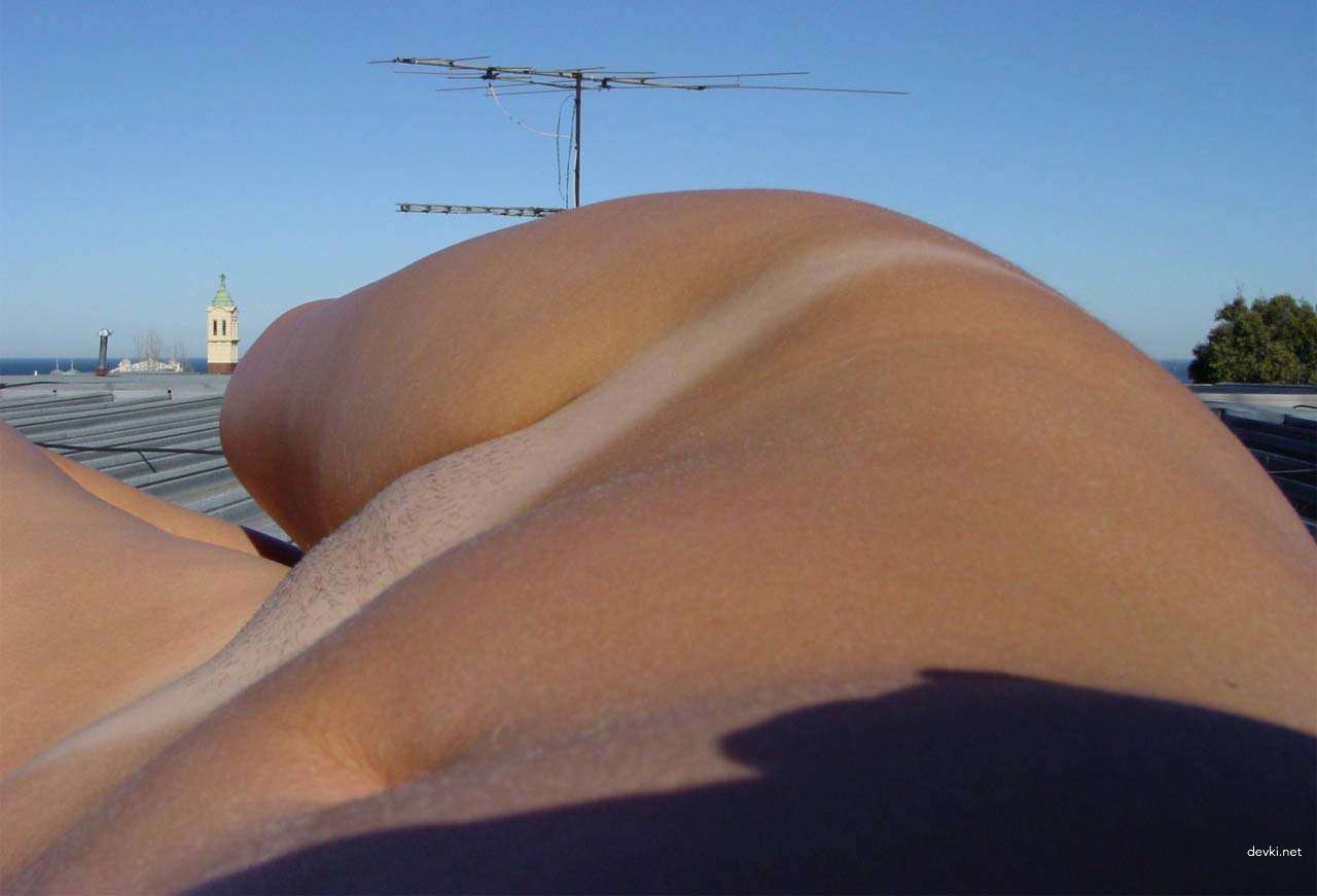 Steamy Amateur Woman Erotica - Explicit Sensual Photos of Hot Girl