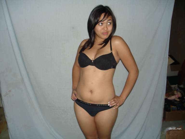 Sizzling Latina Babe in Hardcore Amateur Porn: Explicit Latin Sex
