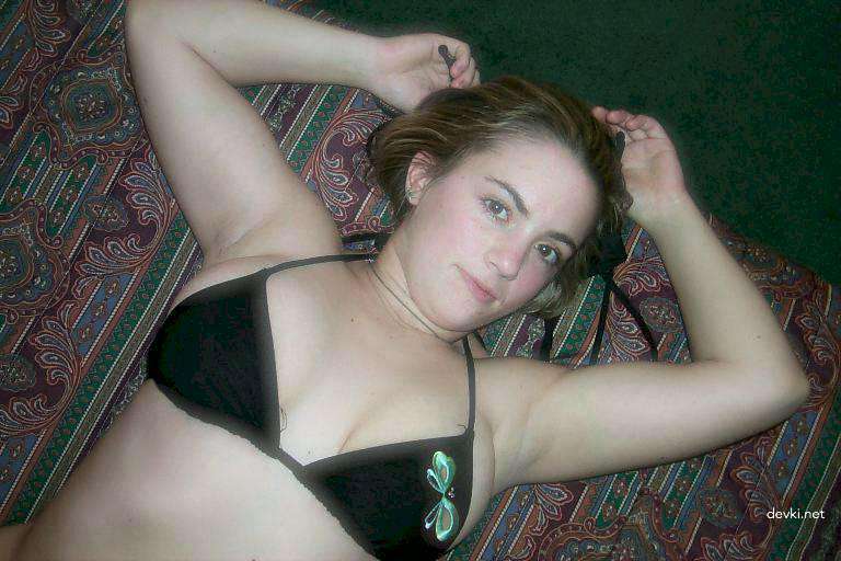 Amateur BBW's Hot Sex Life Revealed in Explicit Porn Pics
