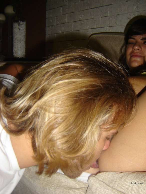 Explicit Amateur Blowjob: Intense Oral Pleasure Session