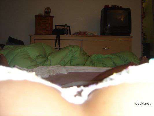 Seductive Amateur Babe Flaunts Hot Lingerie Body