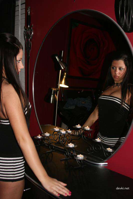 Explicit Amateur Erotic Photos: Private Album of Cute Girl - Hot & Uncensored