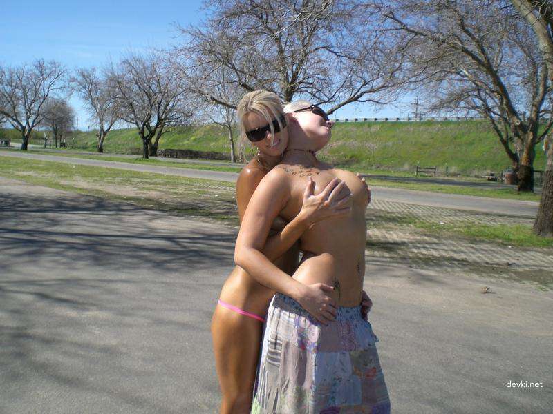 XXX Bikini Babes: Explicit Amateur Trio in Provocative Photoshoot
