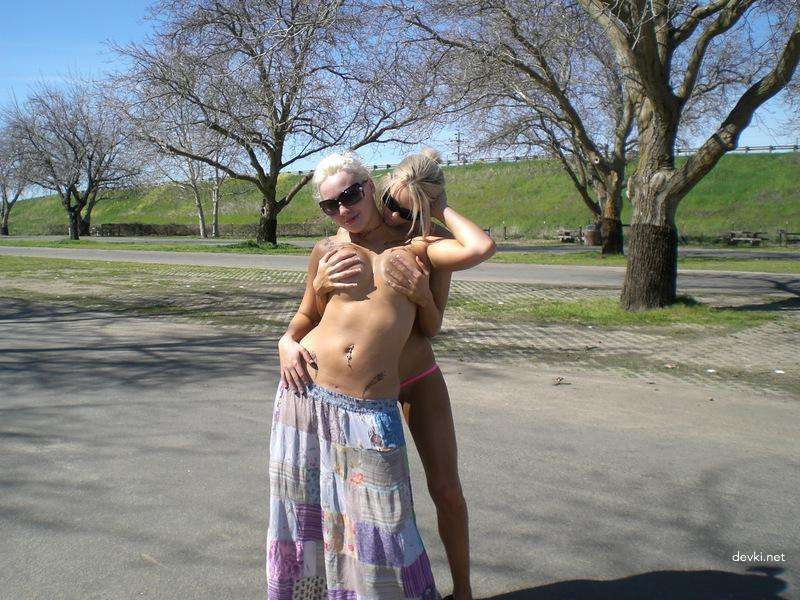 XXX Bikini Babes: Explicit Amateur Trio in Provocative Photoshoot