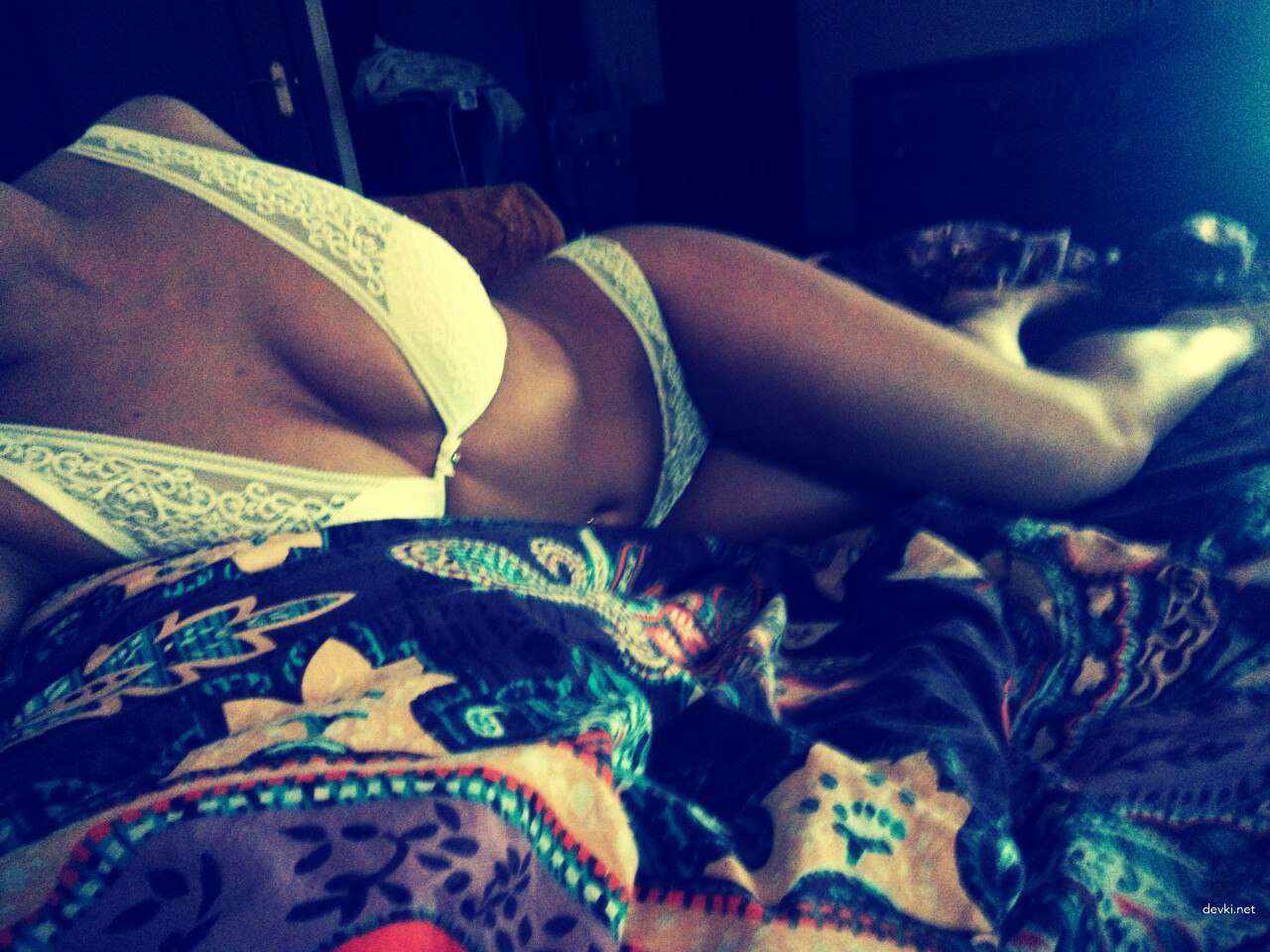 Explicit Private Amateur Porn: Cute Girl's Explicit Photos Unleashed