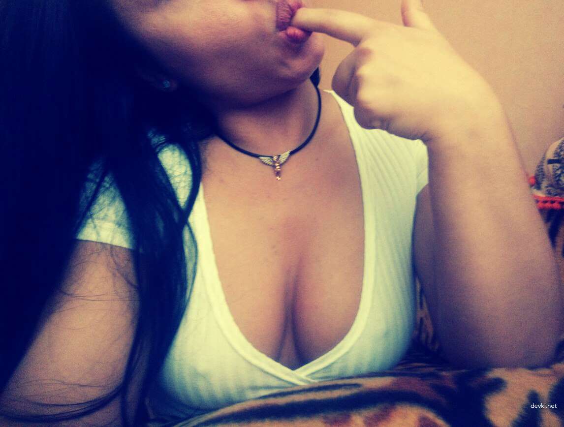 Explicit Private Amateur Porn: Cute Girl's Explicit Photos Unleashed