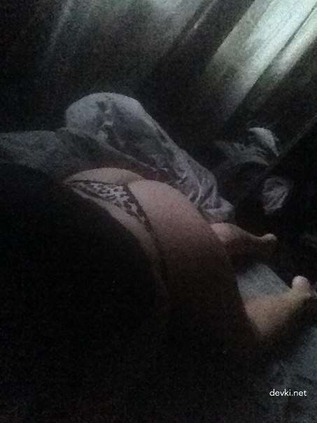 Amateur Slut XXX: Explicit Private Porn Pics for Your Pleasure