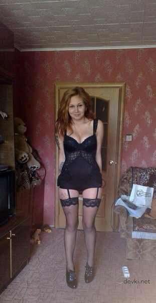 Amateur Slut XXX: Explicit Private Porn Pics for Your Pleasure