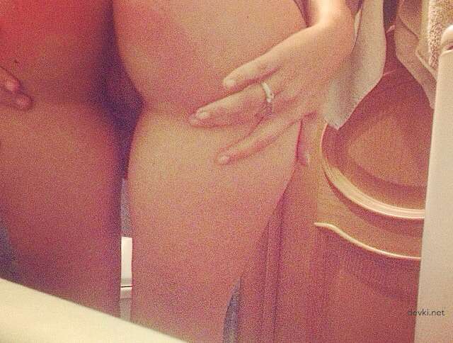 Amateur Slut XXX: Explicit Private Porn Pics for Your Pleasure