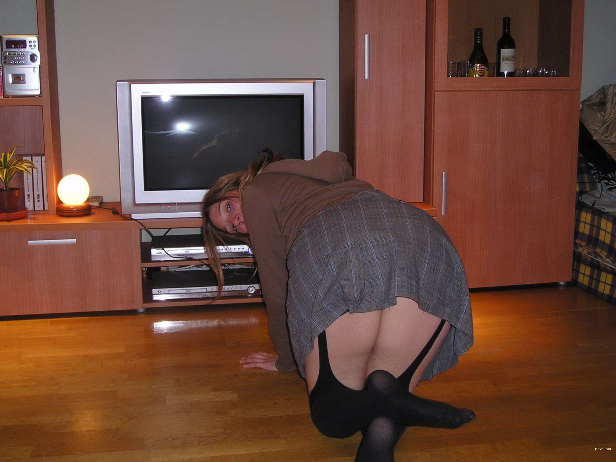 Stunning Busty Amateur Beach and Home Porn - Explicit XXX Photos