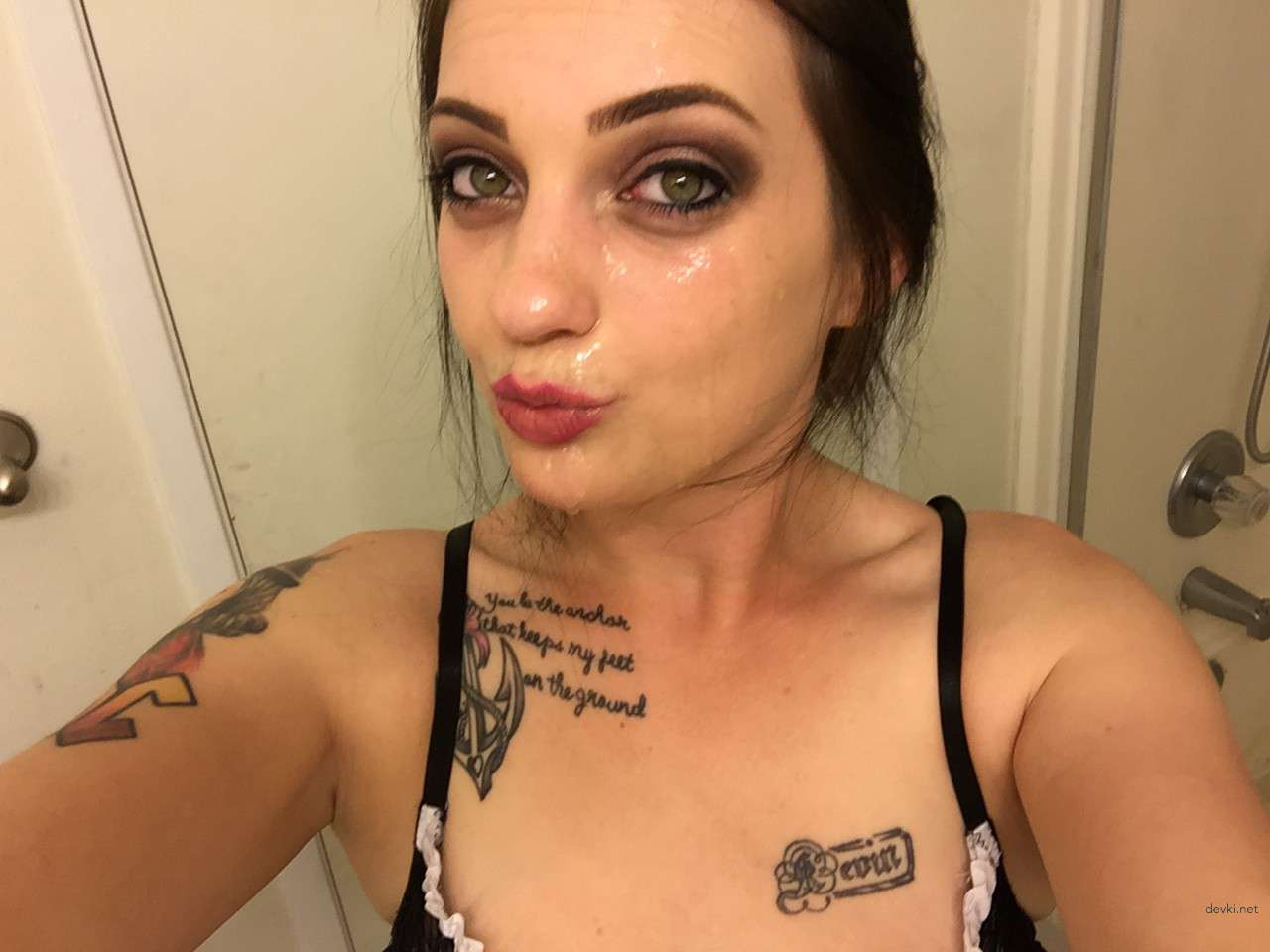 Hot Tattooed Girl Sucks Cock with Amazing Ass - Explicit Amateur Porn Pic