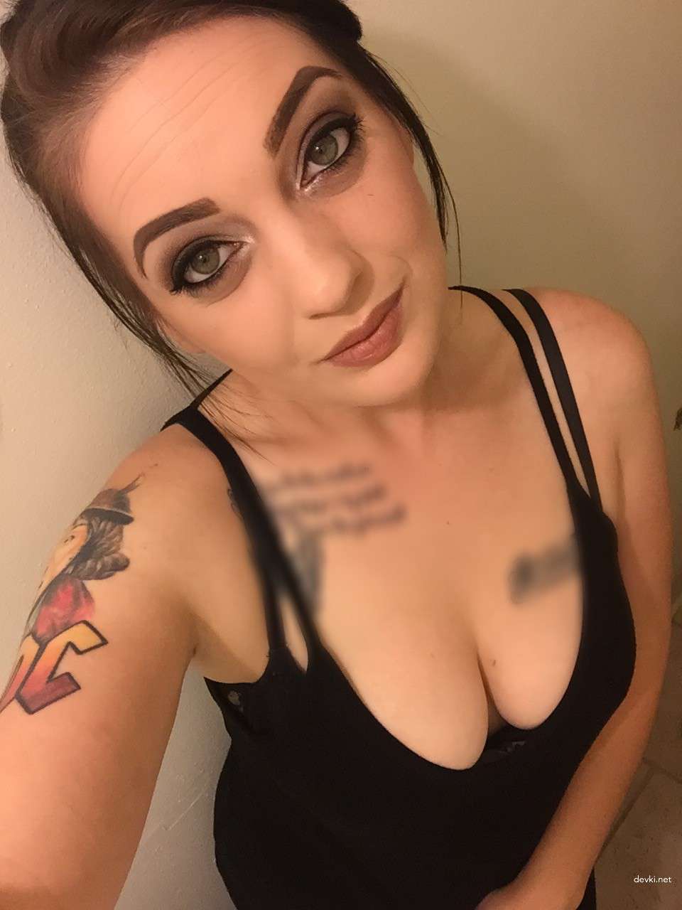 Hot Tattooed Girl Sucks Cock with Amazing Ass - Explicit Amateur Porn Pic