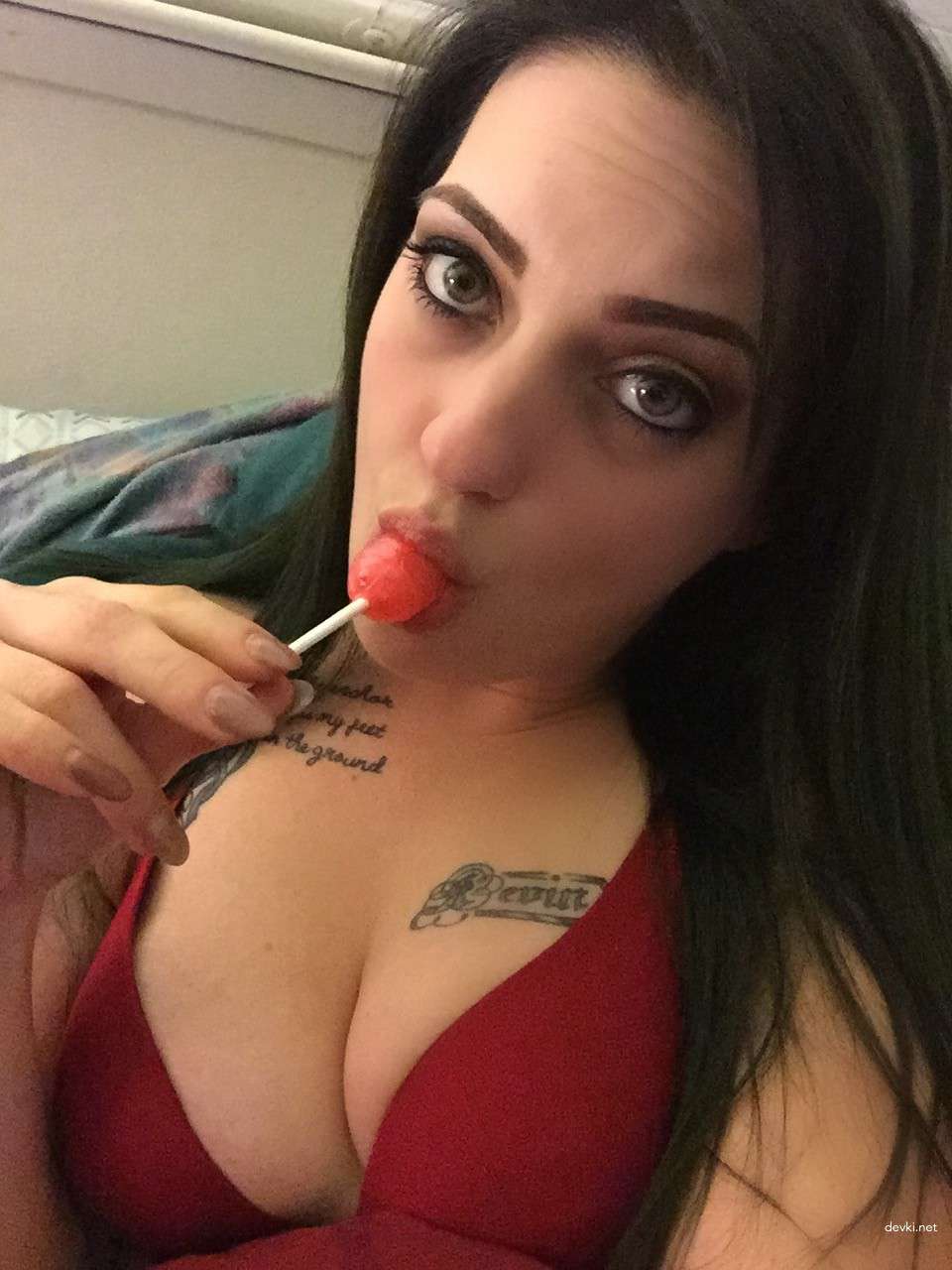 Hot Tattooed Girl Sucks Cock with Amazing Ass - Explicit Amateur Porn Pic