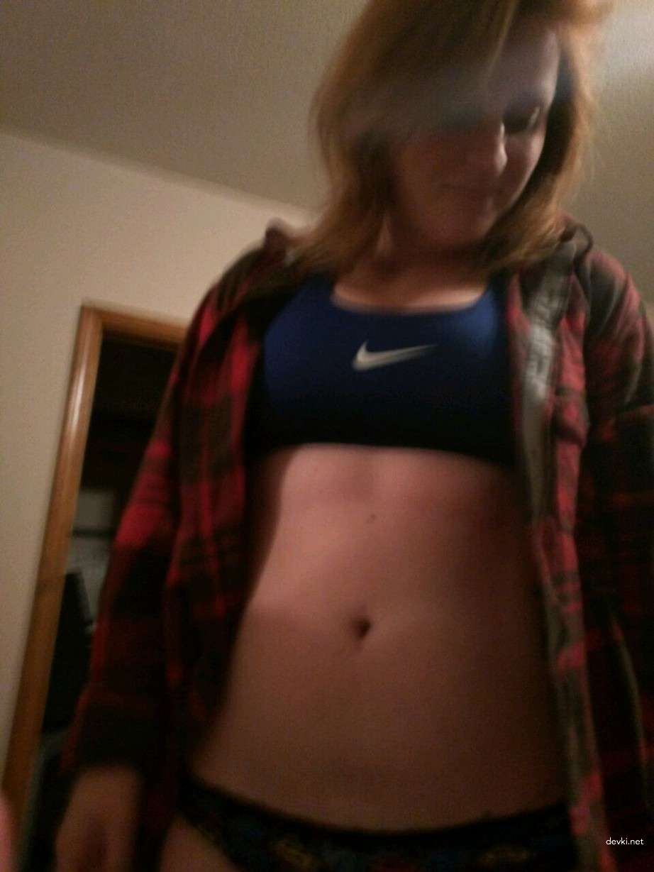 Amateur Redhead Big Booty Private Porn Pics: Explicit Homemade XXX