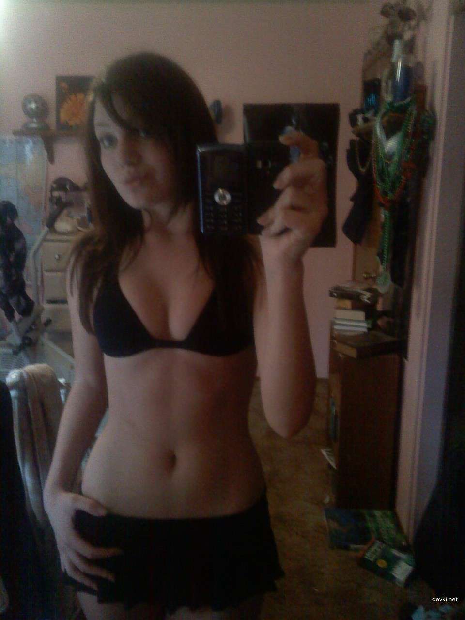 Redhead Amateur Porn Archive: Naughty Girl's Explicit English Photos