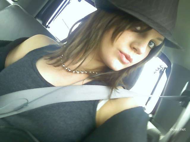 Redhead Amateur Porn Archive: Naughty Girl's Explicit English Photos