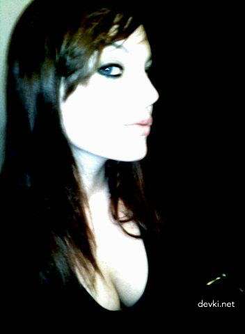 Redhead Amateur Porn Archive: Naughty Girl's Explicit English Photos