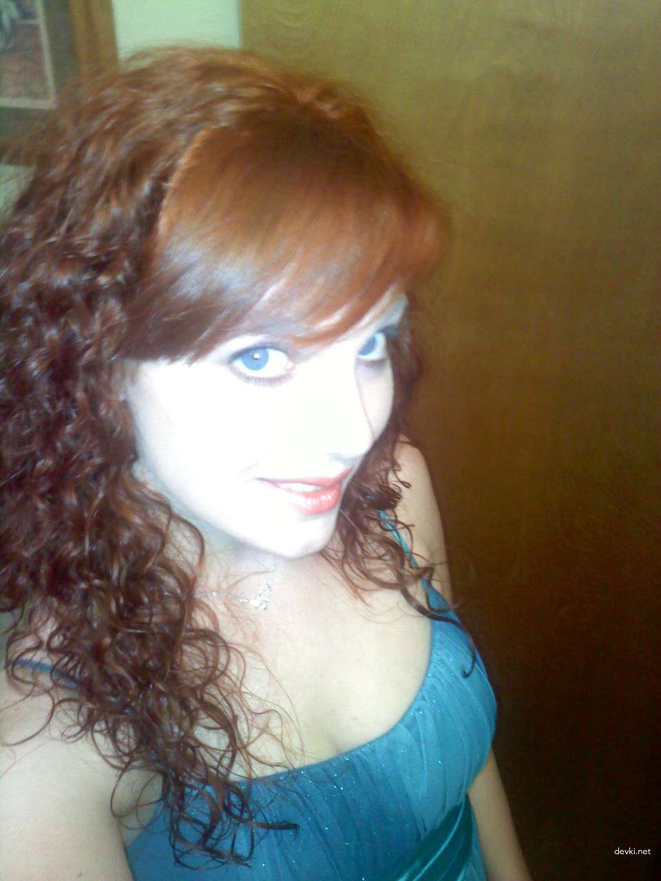 Redhead Amateur Porn Archive: Naughty Girl's Explicit English Photos