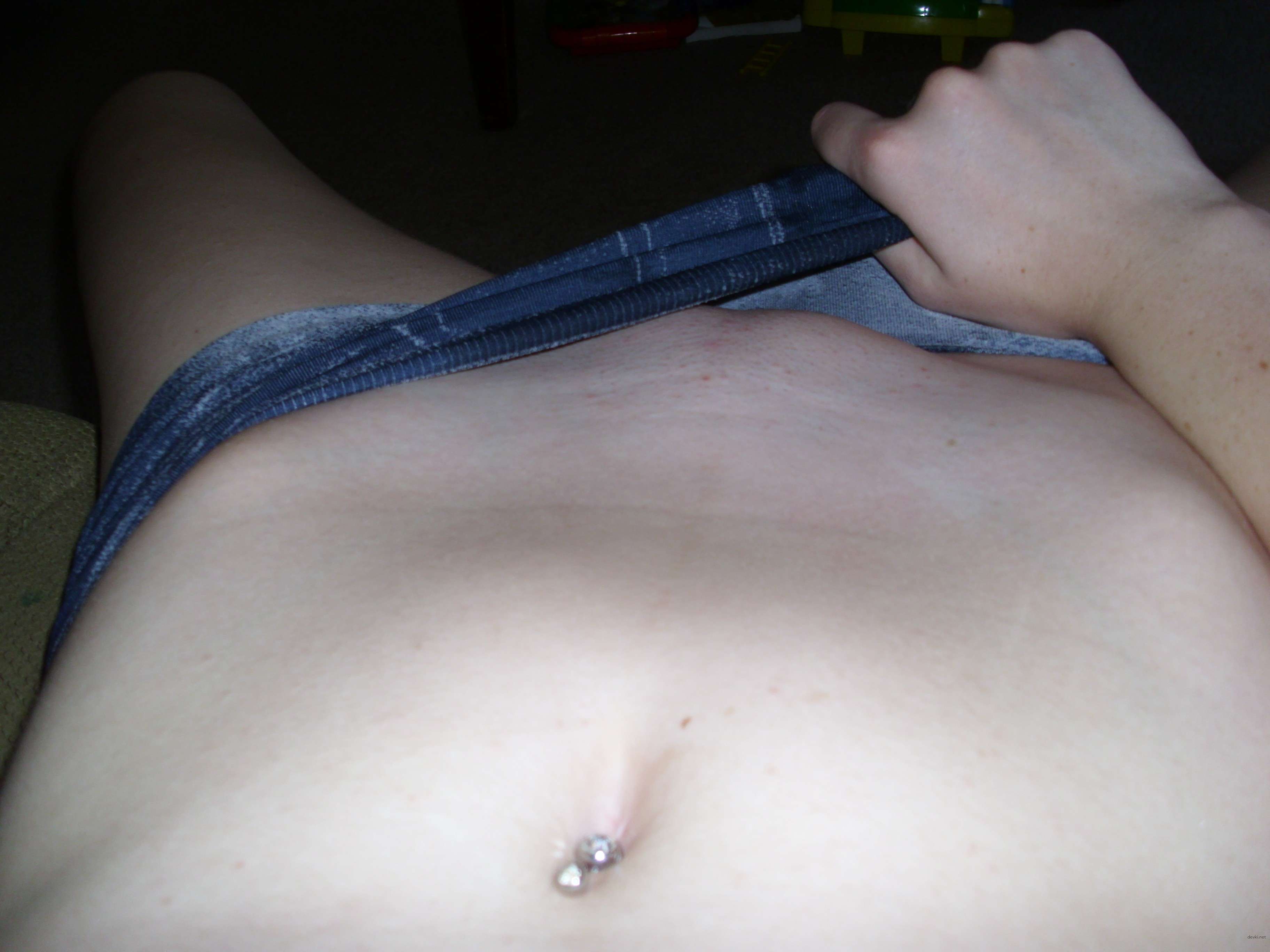 Redhead Amateur Porn Archive: Naughty Girl's Explicit English Photos