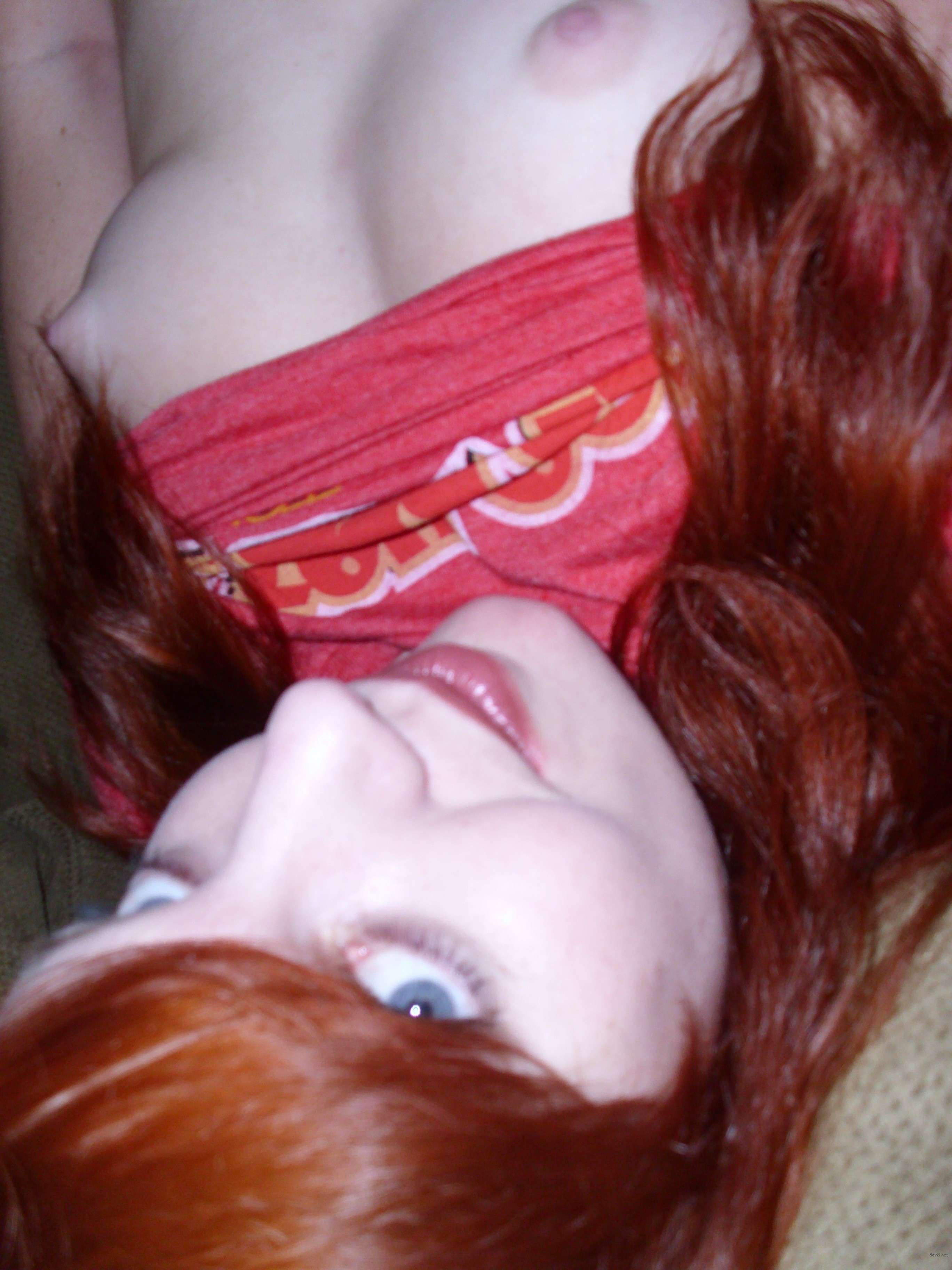 Redhead Amateur Porn Archive: Naughty Girl's Explicit English Photos