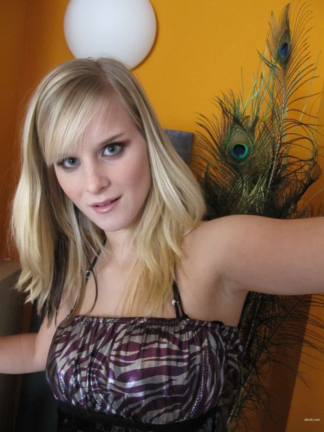 XXX Blonde Bombshell: Explicit Amateur Erotic Album - Hot & Horny XXX Content