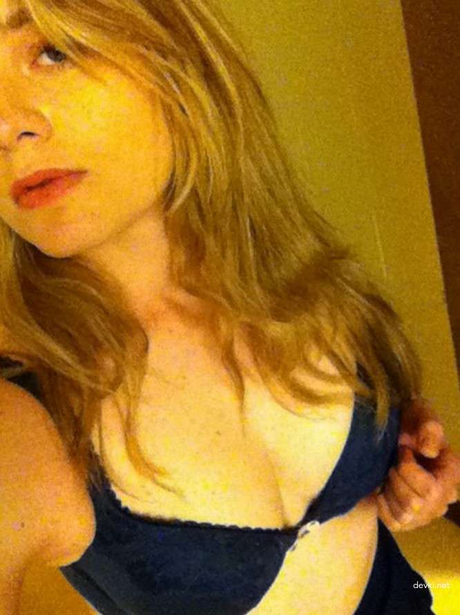 Sensual Amateur Selfie: Explicit Adult Photo of Seductive Cutie