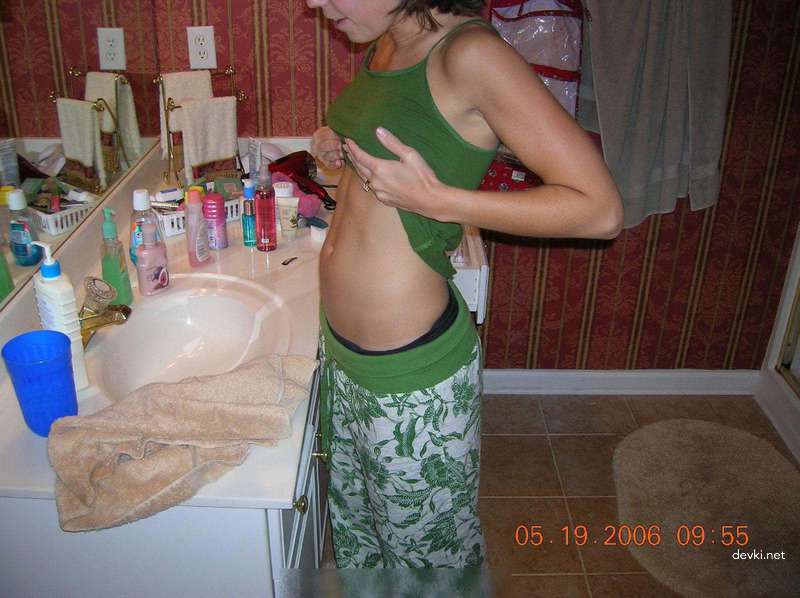 Explicit Amateur Nude Girls: Uncensored Private Porn Pics