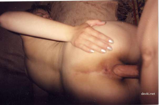 Explicit Amateur Nude Girls: Uncensored Private Porn Pics