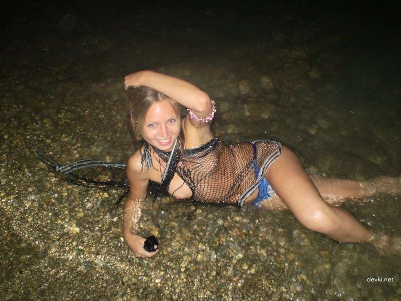 Amateur Teen Nudes: Explicit Private Photos of Naked Girls - Uncensored English Teens