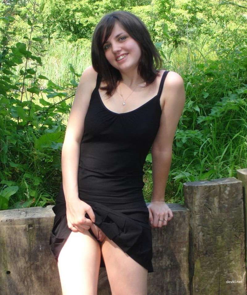 Wild Amateur Sex Getaway: Explicit Homemade Porn Pics of Hot GF - XXX Vacation Adventures