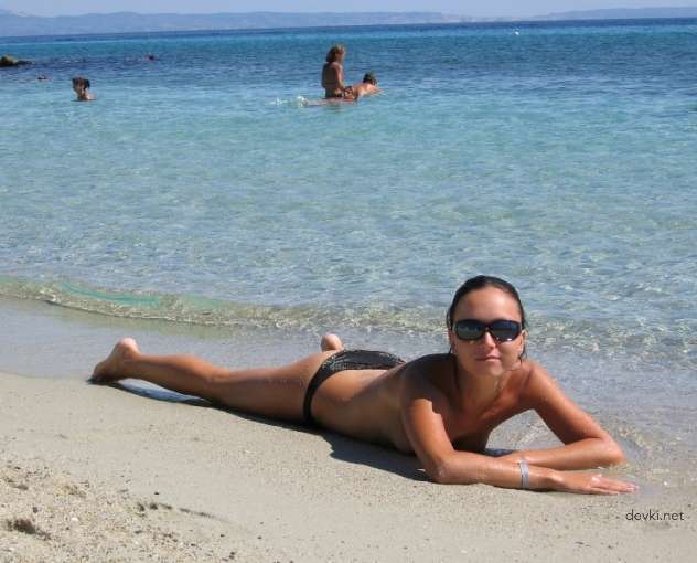 Steamy Amateur Vacation Sex Pics: Explicit Homemade Girlfriend Porn