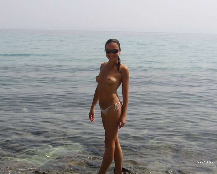 Steamy Amateur Vacation Sex Pics: Explicit Homemade Girlfriend Porn