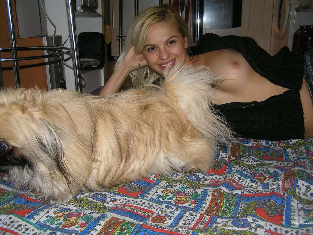 Naughty Teen Amateur Hardcore Sex Pics - Explicit Young Porn Photos