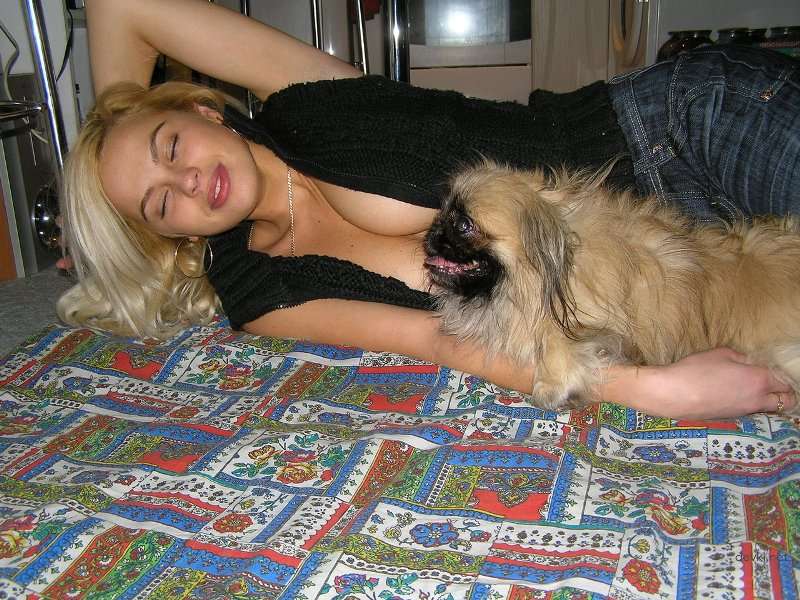 Naughty Teen Amateur Hardcore Sex Pics - Explicit Young Porn Photos