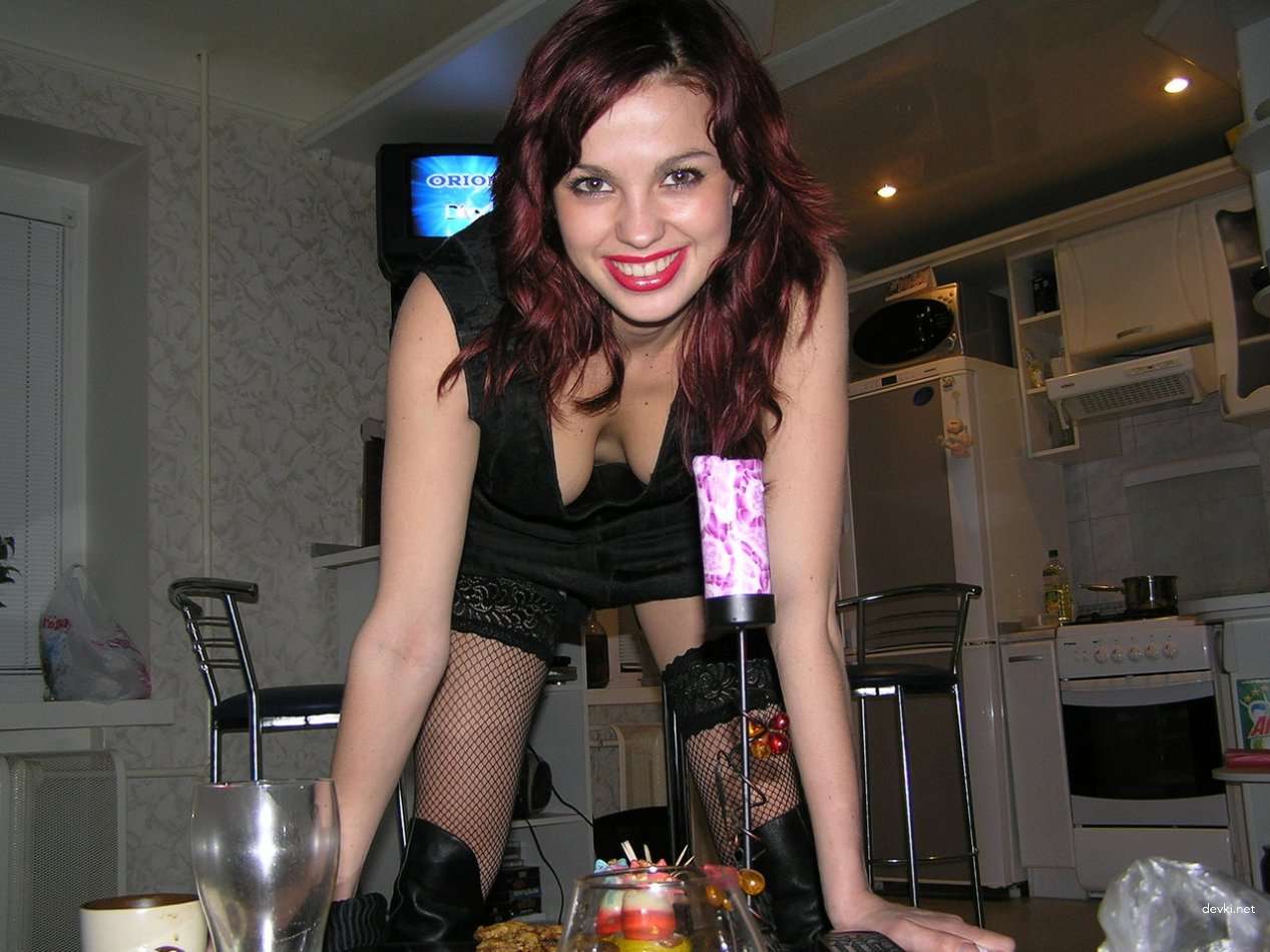 Naughty Teen Amateur Hardcore Sex Pics - Explicit Young Porn Photos