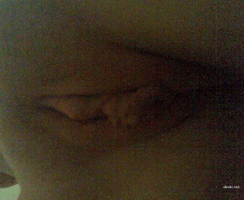 Sizzling Older Sister's Raw Amateur Selfies - Explicit, Naughty, and Hot!