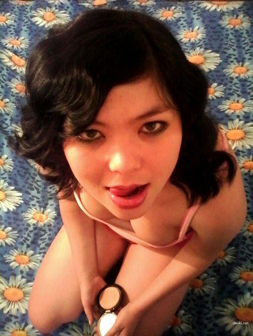 Uncensored Asian Nude Amateur Girls: Explicit Photo Collection