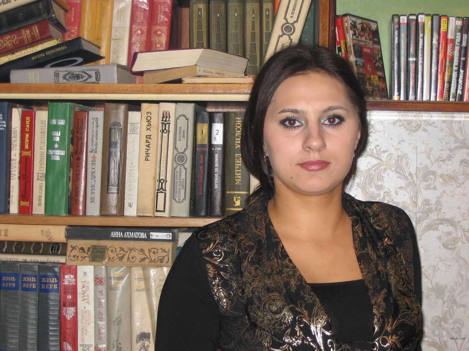 XXX BBW Home Porn: Curvy Amateur's Explicit XXX Photos