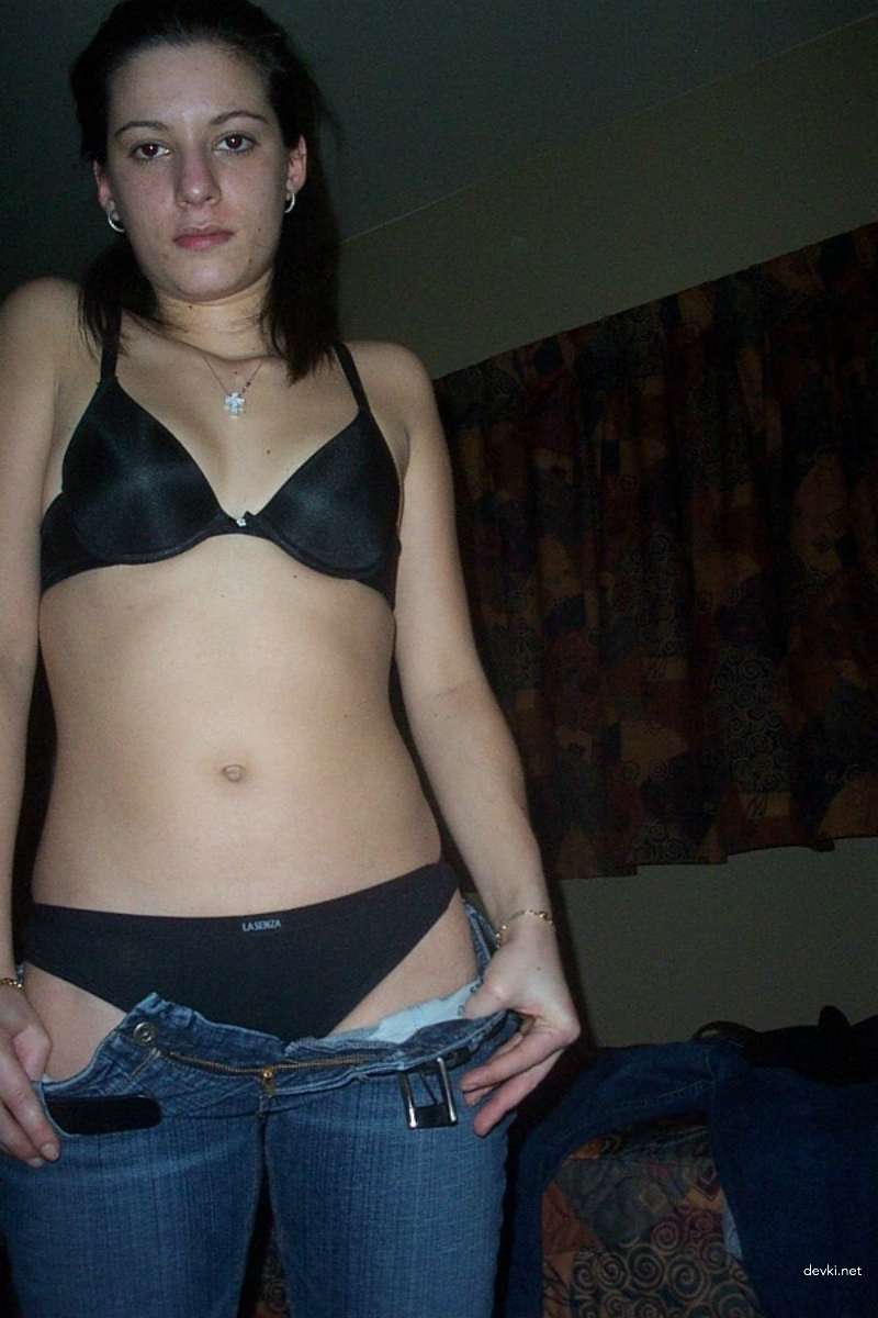 Amateur Brunette's Hardcore Sex Pics - Explicit XXX Photos for Horny Adults