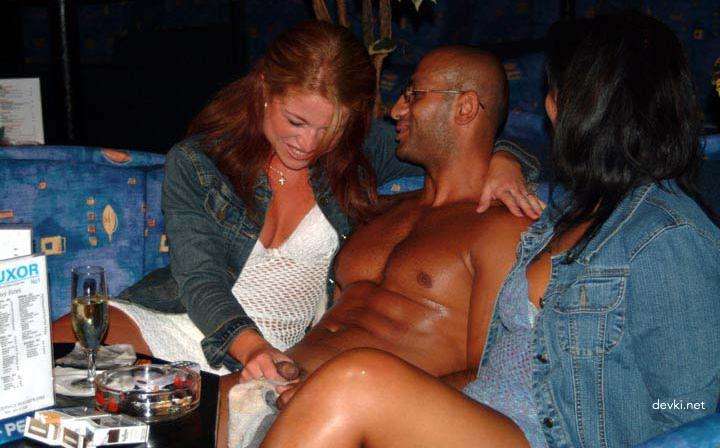 Hardcore Amateur Sex Party - Uncensored XXX Photos