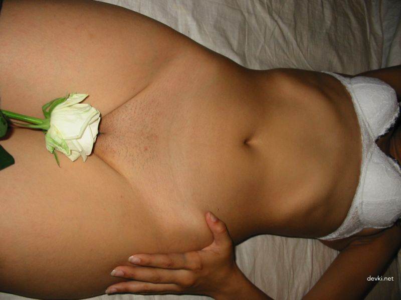 Explicit Amateur Beauty Spreading Pussy with Fingers - Intimate Solo Play