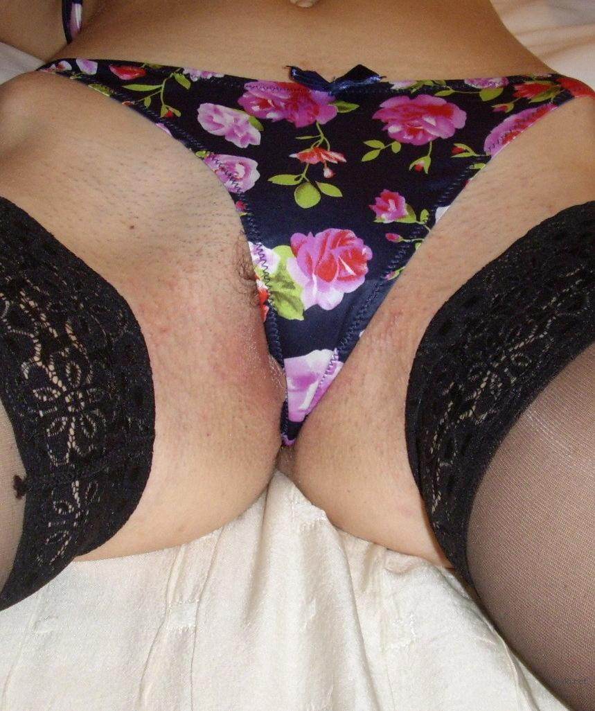 Naughty Panty Pics: Uncensored Homemade Erotic Photos Collection