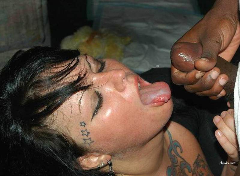 Hot MILFs Deepthroating Big Cocks: Uncensored Amateur Porn Pics