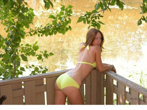 Explicit Redhead Nude: Private Photos of Amateur Redhead in English